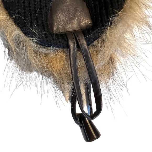 NC Tar Heels (NWOT) Men’s Trapper Hat - Picture 3 of 8